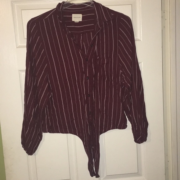 AE Tie Front Top - Picture 4 of 5